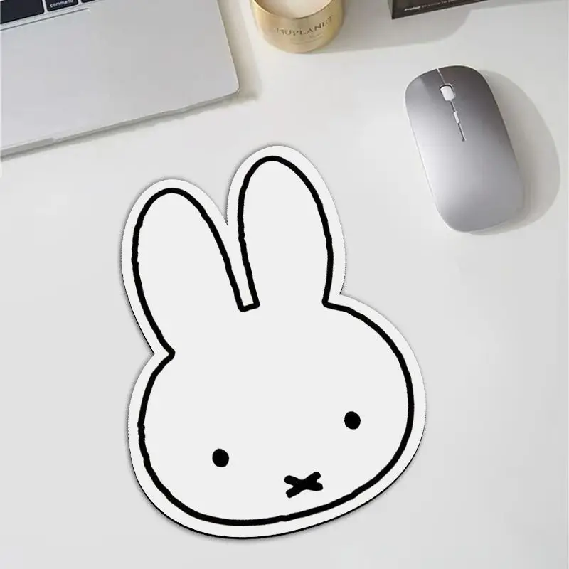 Kawaii Miffy Rabbit Shaped Mou - Camp Table Folding recension och pris