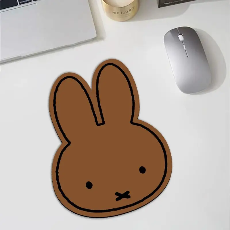 Kawaii Miffy Rabbit Shaped Mou - Camp Table Folding recension och pris